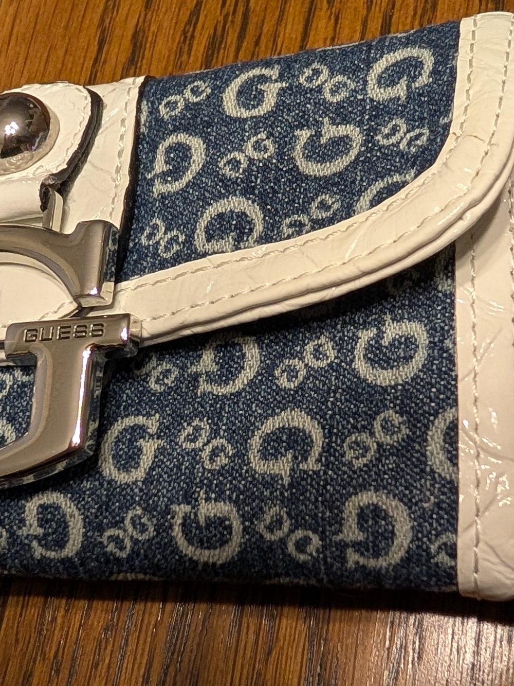 Guess Navy Denim Logo Wristlet and Wallet with White Trim - Picture 5 of 9